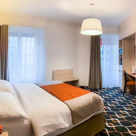 Eden Hotel 3*