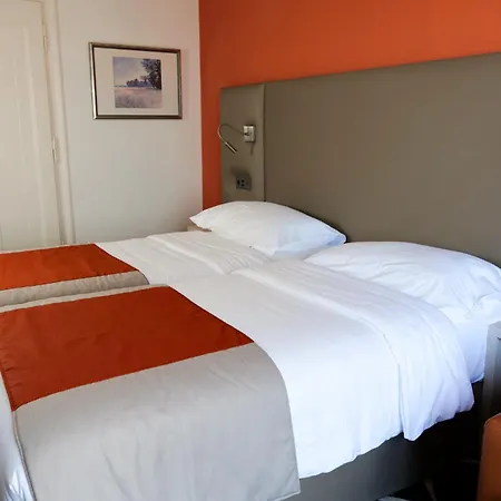 Eden Hotel